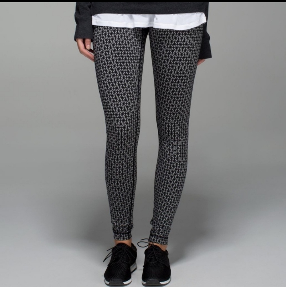 Lululemon Women’s Wunder Under Geometric Yoga Athletic Leggings